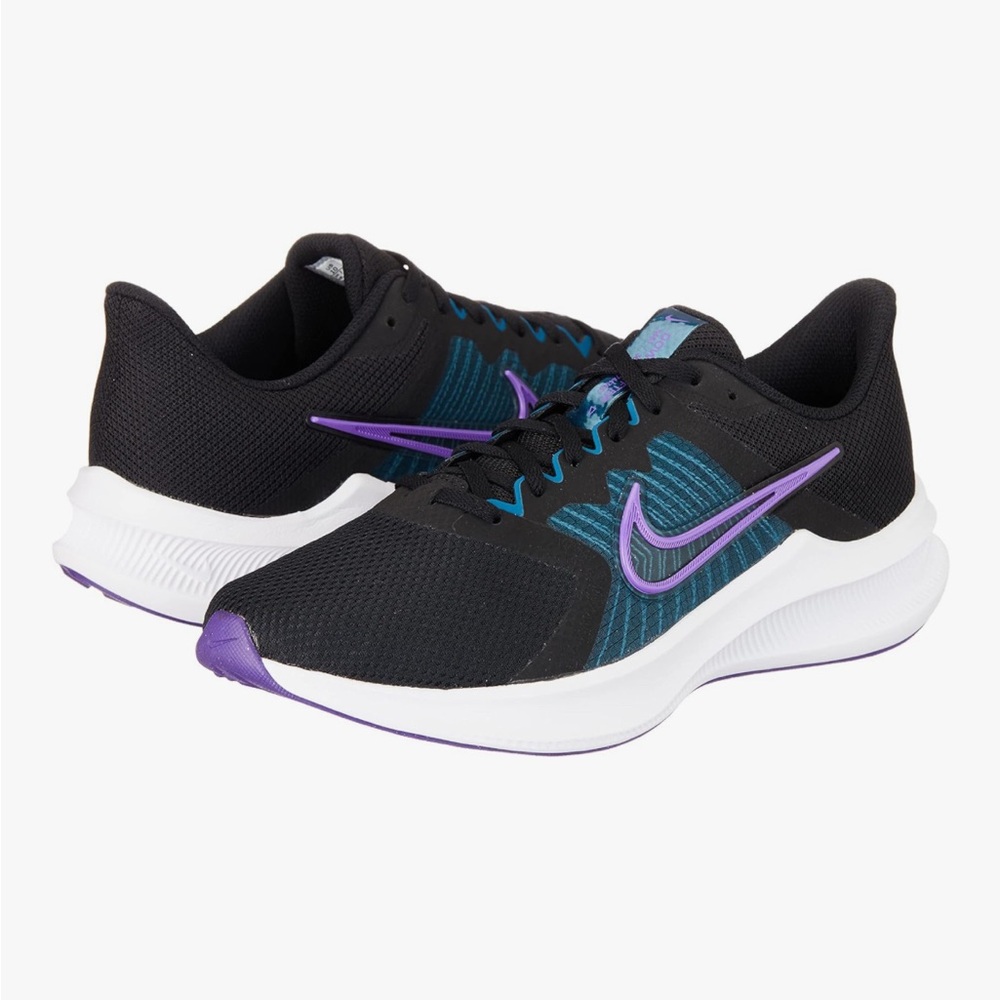 Nike Women’s Downshifter 11 size 9 bulk/dark iris washed teal